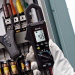 플리어 디지털 클램프미터 FLIR CM74